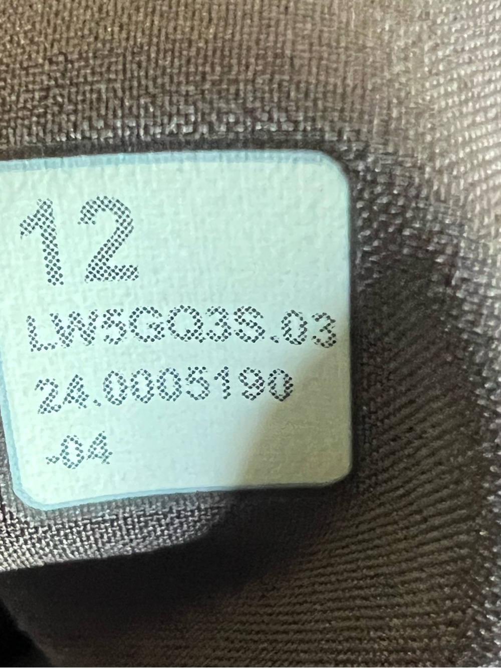 Lululemon Pleat-Front High-Rise Trouser
Regular Espresso Size 12 - Picture 13 of 15